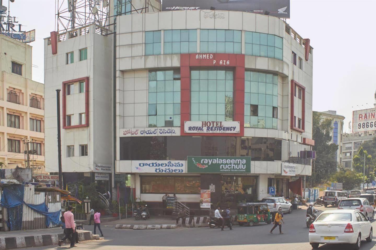 Fabhotel Royal Residency II - Nr Metro Station Lakdikapul Hyderabad Exterior photo